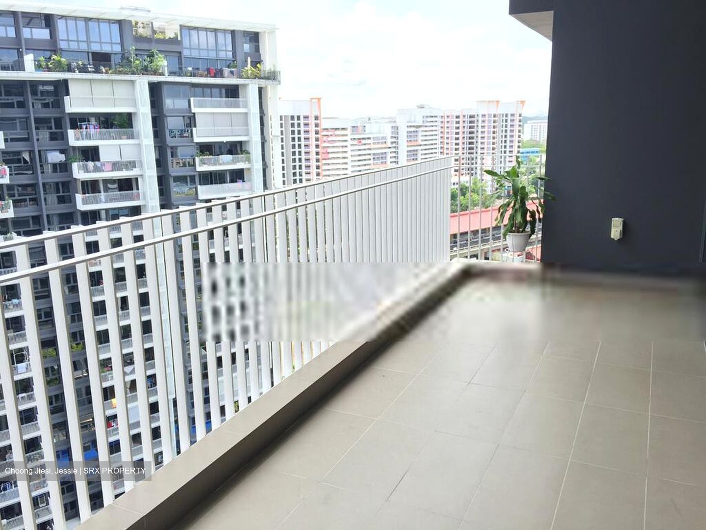 The Lakefront Residences (D22), Condominium #415225221